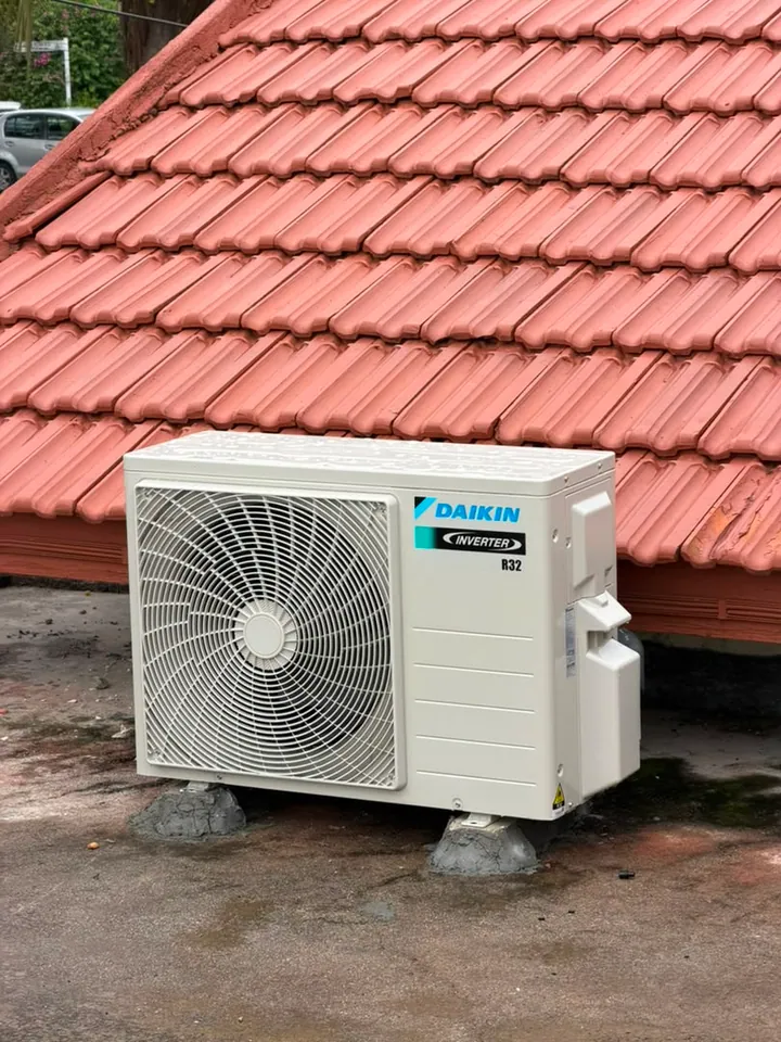 Upah Pasang Aircond Selangor untuk Rumah, Pejabat & Kedai service from RK Reno Solution